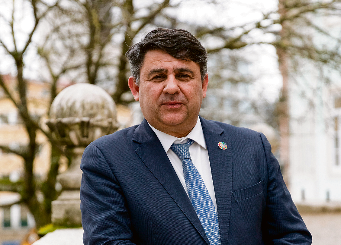 Fundo p&oacute;s-PRR?  Dominguinhos sugere mais de 20 mil milh&otilde;es