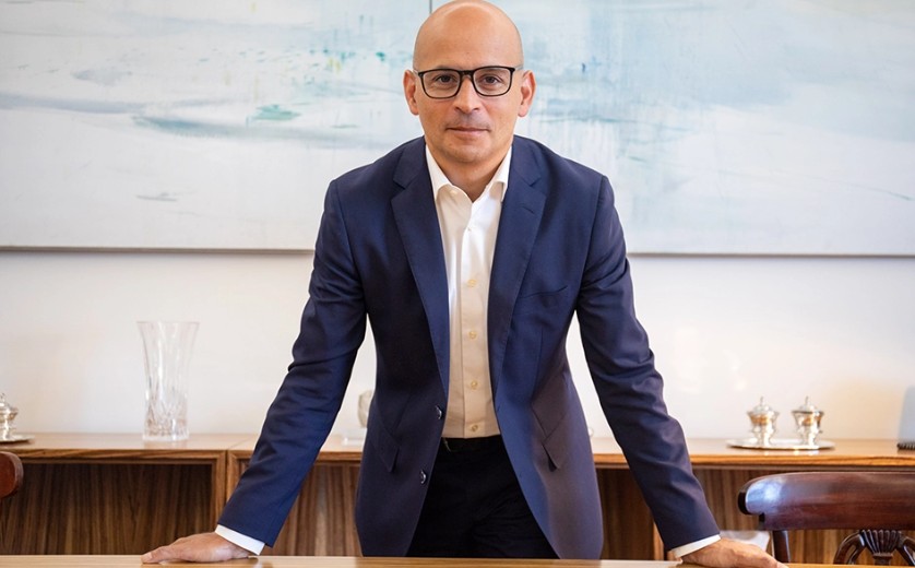 João Leão desconfia de excedente e alerta para despesa