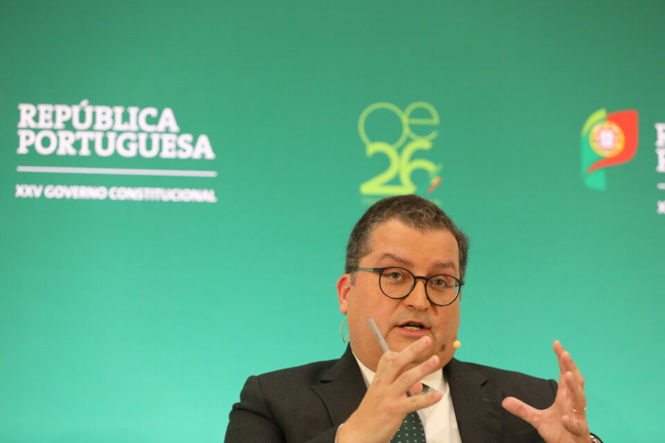 Instituições internacionais mais pessimistas do que Governo sobre economia nacional