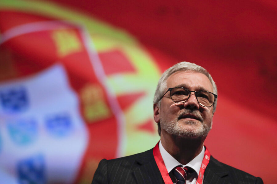 Governo mostrou &agrave; UGT "total disponibilidade" para negociar a lei laboral