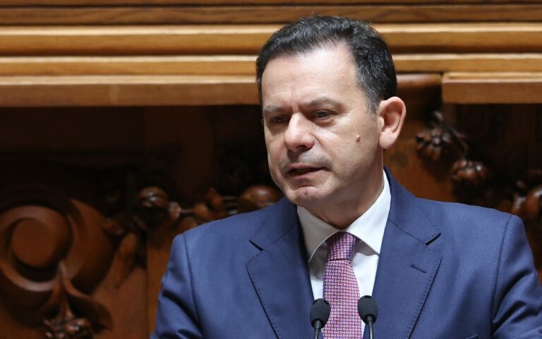 Governo cria comissão técnica independente e pede auditoria europeia