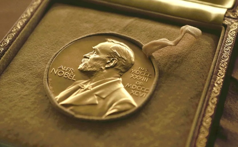 Nobel da Medicina atribuído a Mary E. Brunkow, Fred Ramsdell e Shimon Sakaguchi