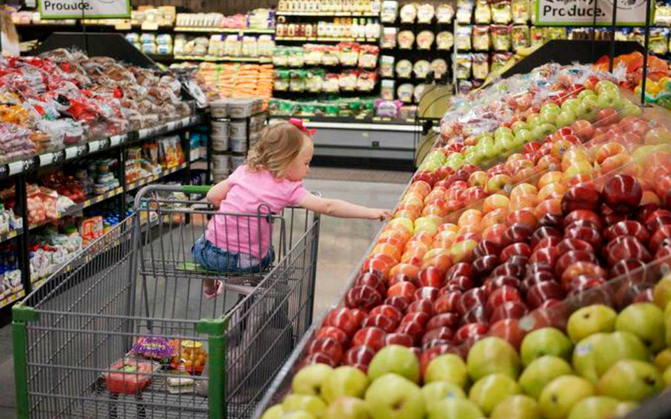 Portugueses estão a comprar mais nos supermercados estrangeiros