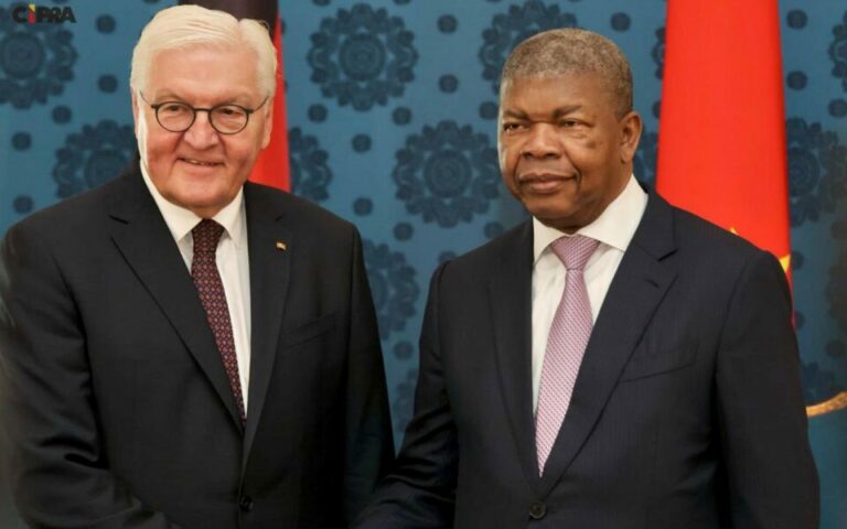Steinmeier em Luanda: aviação, agricultura e formação estreitam relações entre Alemanha e Angola