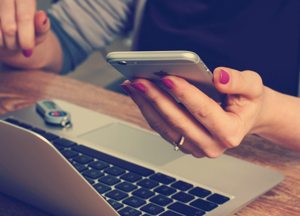 Transfer&ecirc;ncias imediatas disparam  em 2025