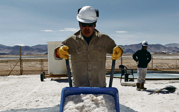 Mobilidade el&eacute;trica: Projetos de investimento de 3 mil milh&otilde;es recebem apoio do Estado portugu&ecirc;s