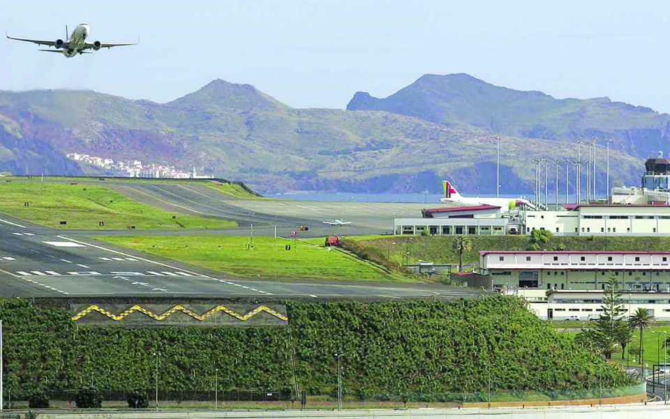 Grupo de trabalho  faz progressos para resolver problemas do aeroporto da Madeira