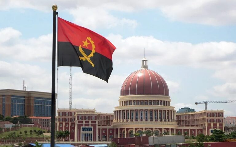 Angola regista défice orçamental de 338,3 milhões no terceiro trimestre