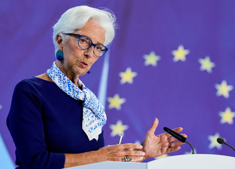 "Perigo muito sério", avisa Lagarde sobre controlo de Trump sobre a Fed