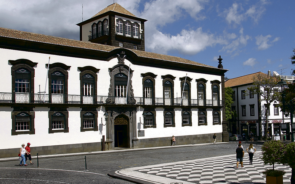 Câmara do Funchal prevê  355 novas habitações até 2026