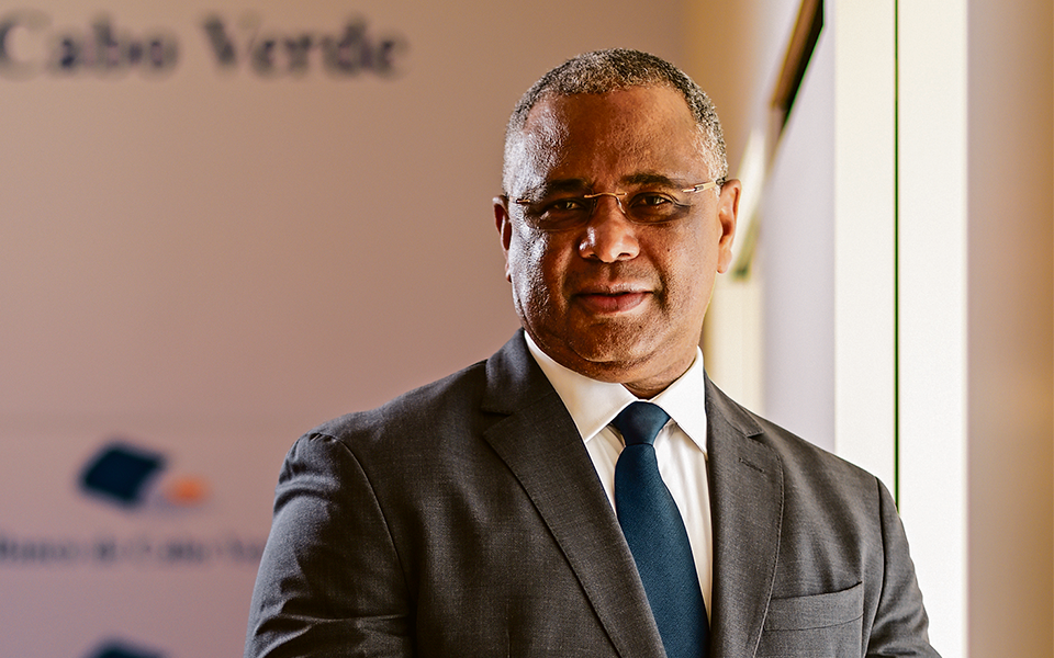 Cabo Verde tem banca “resiliente,  rentável  e capitalizada”