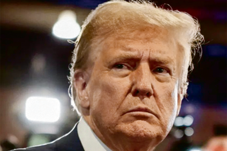 Trump amea&ccedil;a destruir centrais iranianas se o Estreito de Ormuz n&atilde;o for aberto em 48 horas