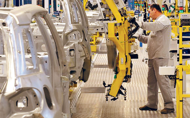 Primeiro-Ministro do Japão diz que vai negociar com Estados Unidos isenção de tarifas no setor automóvel