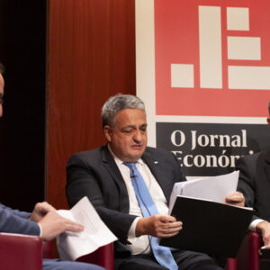 Banca portuguesa ganha quase 30% mais com os juros do que a europeia