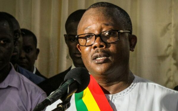 Caos político regressa à Guiné-Bissau, com o PAIGC cada vez mais dividido