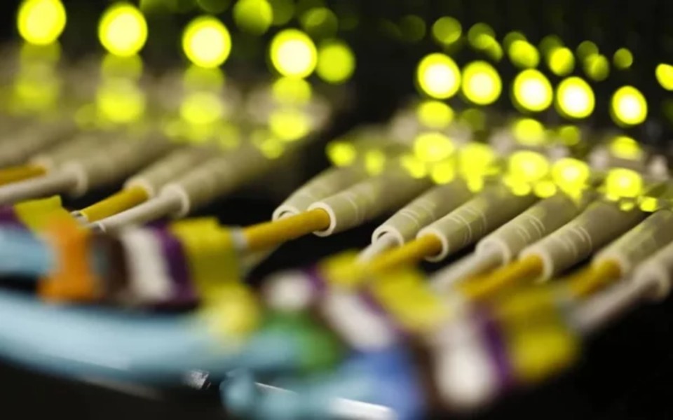 Maior banco de testes para nova geração de fibras óticas inaugura em Lisboa com japonês NICT já a bordo