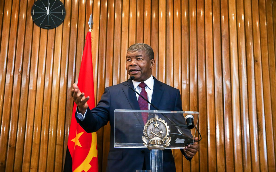 China compra dois terços do petróleo angolano