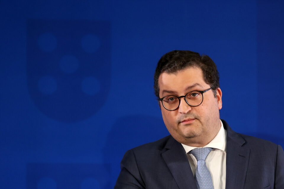 Ministro defende criação de conta ou produto de investimento com “marca europeia" com "fiscalidade favorável"