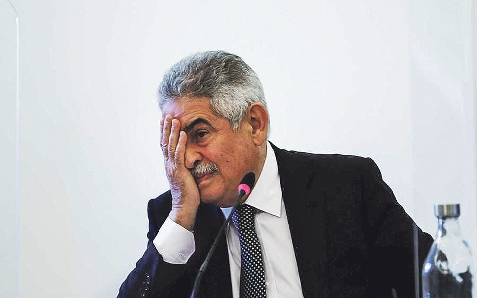 Vieira indignado com ameaça de expulsão de sócio do Benfica quando considera candidatar-se