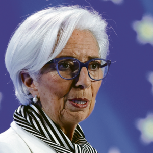 Lagarde arranca Fórum com elogios ao BCE e garante: "Faremos o que for preciso"