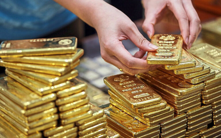Ouro nos 4 mil dólares? Analista prevê disparo até 2026