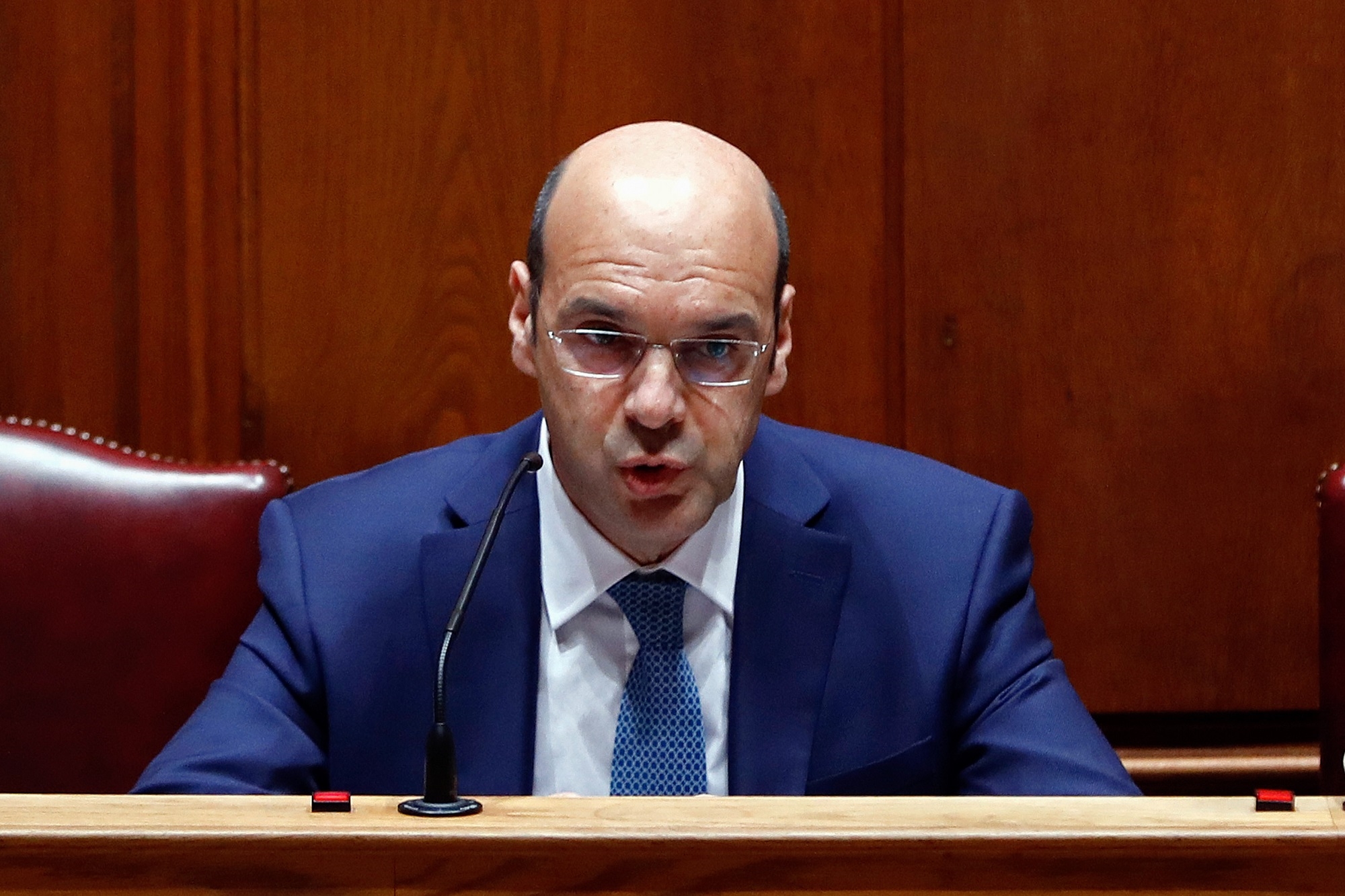 Governo anuncia 910 milhões  de euros em apoios a fundo perdido