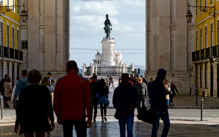 Portugal lidera crescimento em termos homólogos mas estagna em cadeia no segundo trimestre