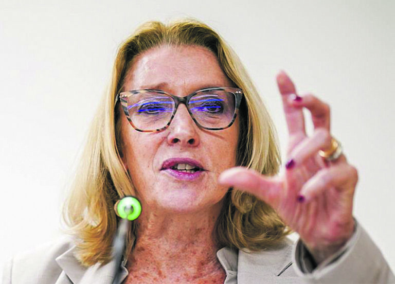 Patr&otilde;es, UGT e Governo re&uacute;nem-se hoje para debater lei laboral