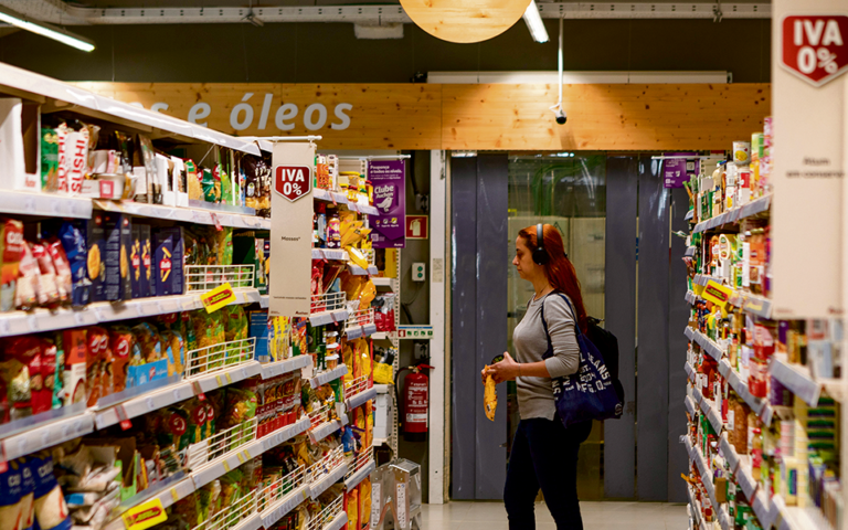 Saber Poupar: Como funciona o comparador de preços de supermercados da Deco?