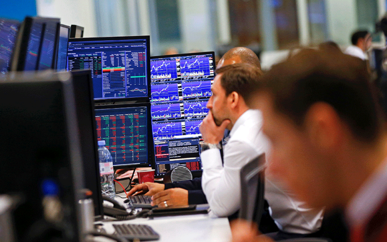 Trump avança com tarifas de 30% à UE antes a época de resultados arrancar em Wall Street