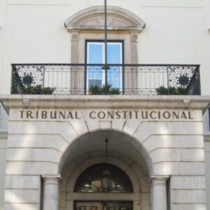 PS e PSD concordam em adiar elei&ccedil;&atilde;o de ju&iacute;zes do TC para in&iacute;cio de maio