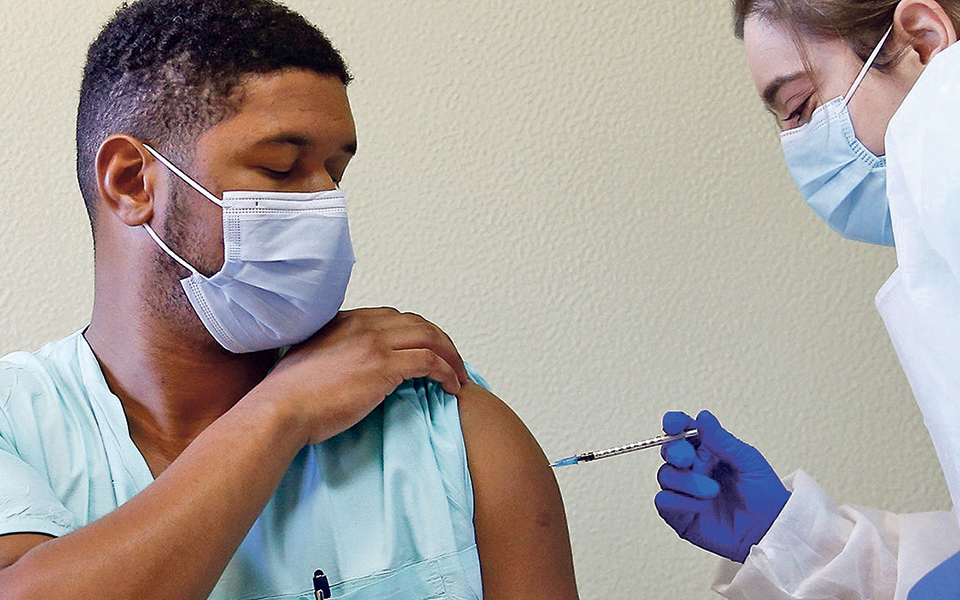 Retorno da vacina “segura” à pandemia que desacelera
