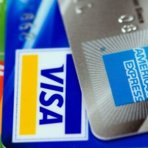 Visa e Mastercard rejeitam subida das taxas dos cartões de crédito na Europa